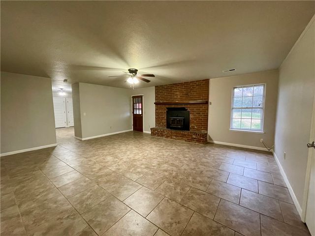 2200 Sandy Street, Springdale, AR 72762