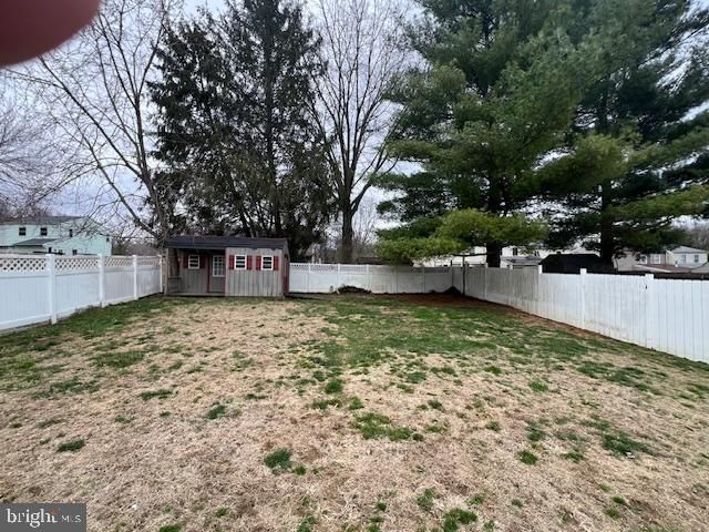 1105 WILLIAMSBURG RD, Lancaster, PA 17603