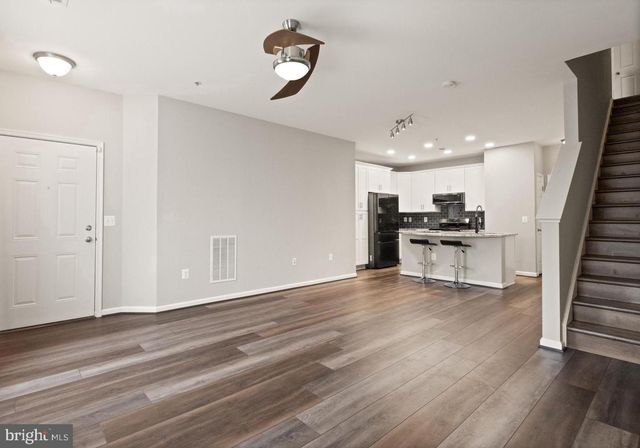 9541 CENTER ST, Manassas, VA 20110
