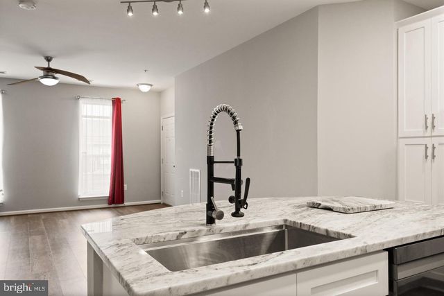 9541 CENTER ST, Manassas, VA 20110