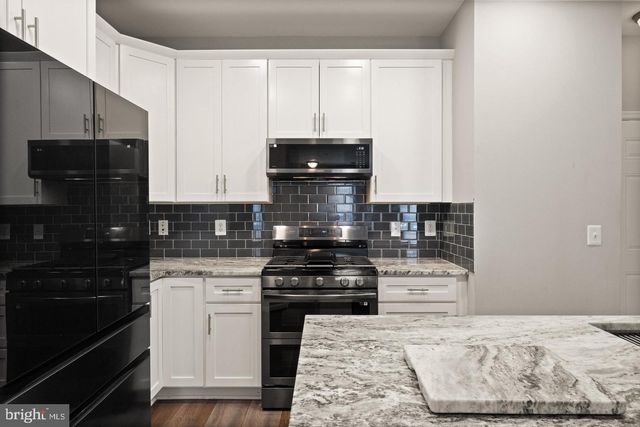 9541 CENTER ST, Manassas, VA 20110
