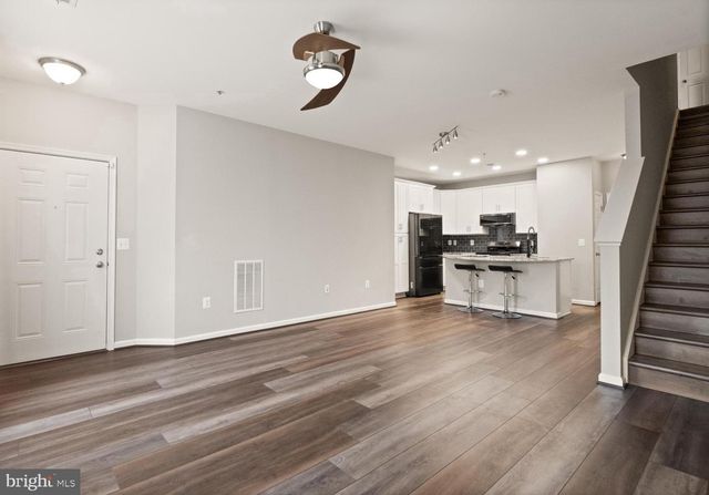 9541 CENTER ST, Manassas, VA 20110