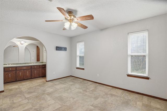 5032 Alan Lane, Oklahoma City, OK 73135