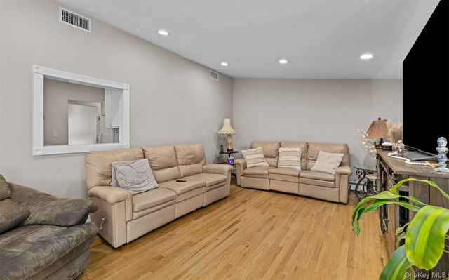 3976 Wicks Avenue, Seaford, NY 11783