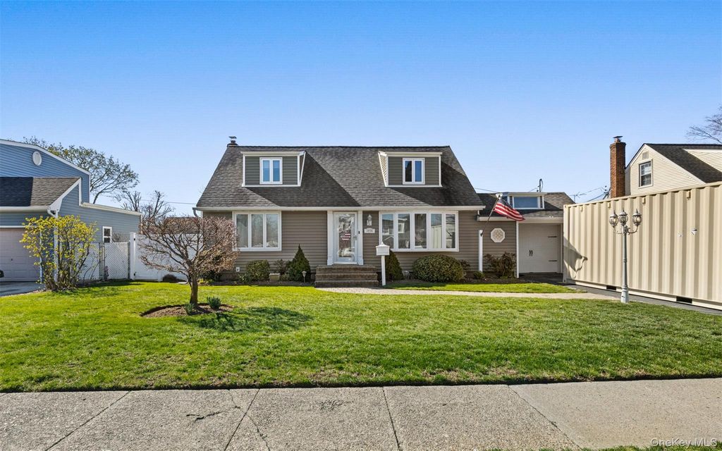 3976 Wicks Avenue, Seaford, NY 11783