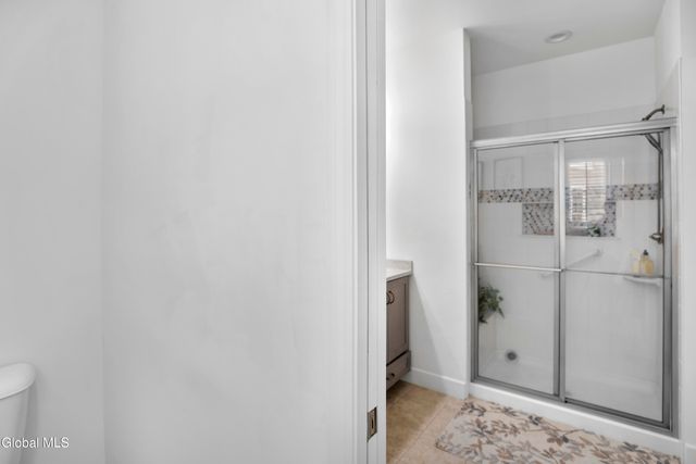 9 Linden Park Drive, Halfmoon, NY 12065