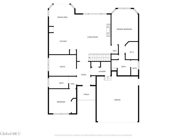 9 Linden Park Drive, Halfmoon, NY 12065