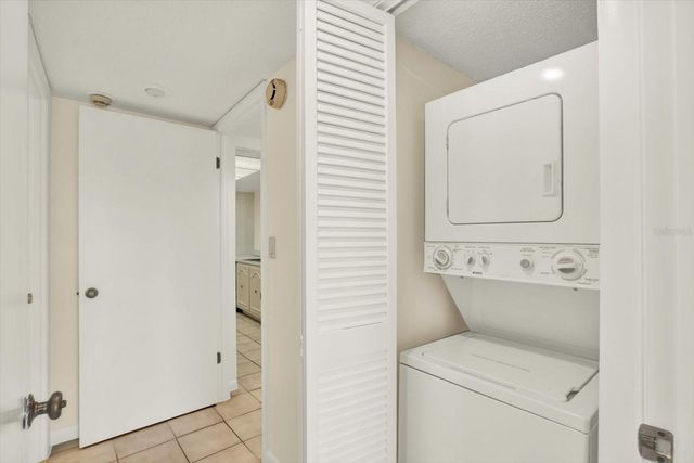 2611 BAYSHORE BOULEVARD 304, Tampa, FL 33629