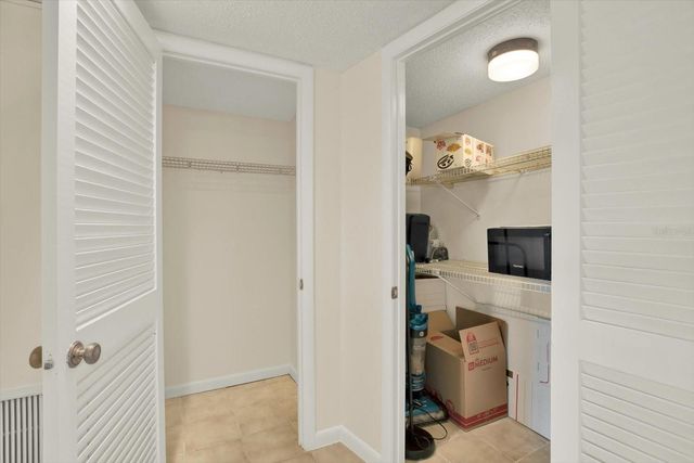 2611 BAYSHORE BOULEVARD 304, Tampa, FL 33629