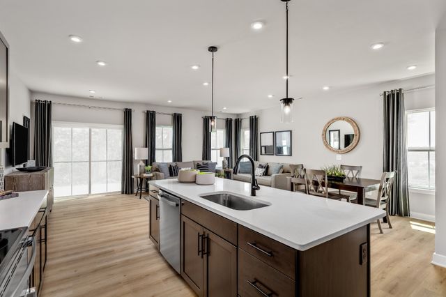 392 Tompkins Ln, Gallatin, TN 37066