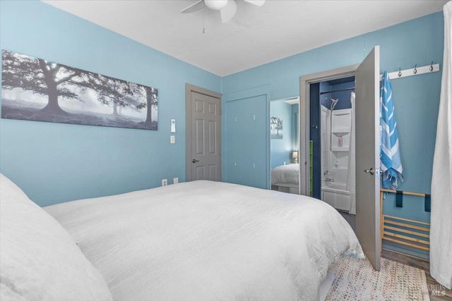 5647 Highway 128 Hwy, Geyserville, CA 95441