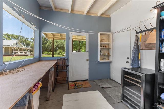 5647 Highway 128 Hwy, Geyserville, CA 95441