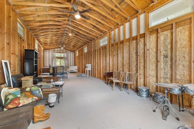 5647 Highway 128 Hwy, Geyserville, CA 95441