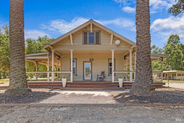 5647 Highway 128 Hwy, Geyserville, CA 95441