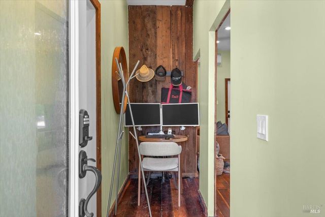 5647 Highway 128 Hwy, Geyserville, CA 95441