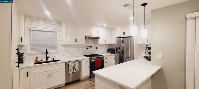 2744 El Rey St, Antioch, CA 94509