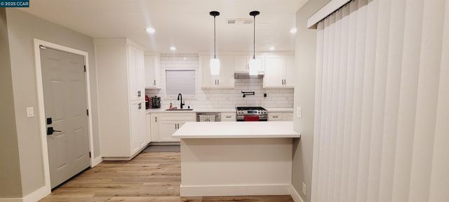 2744 El Rey St, Antioch, CA 94509