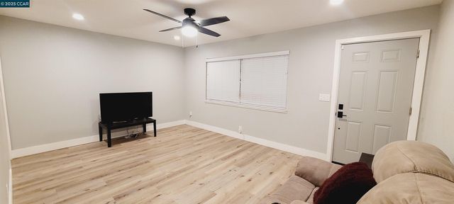 2744 El Rey St, Antioch, CA 94509