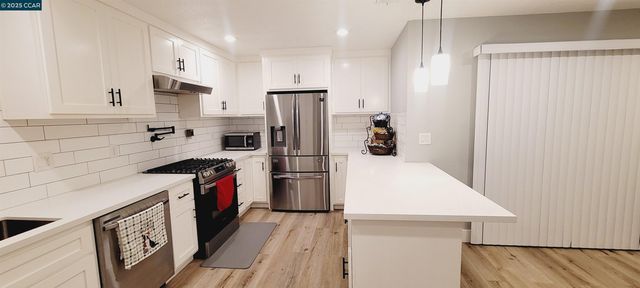 2744 El Rey St, Antioch, CA 94509