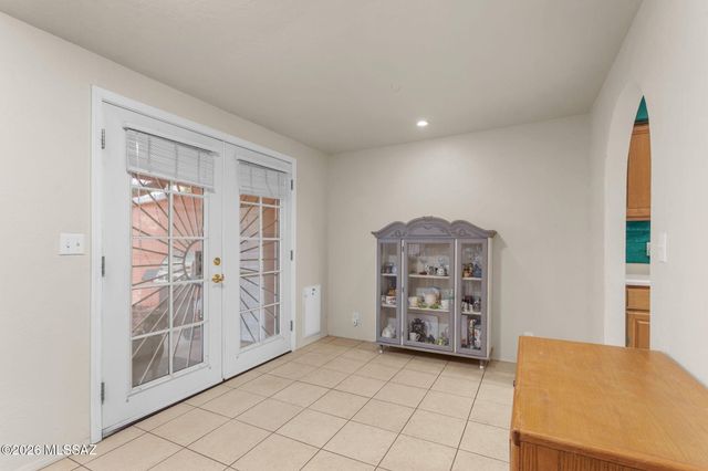 133 E Mountain Morning Drive, Oro Valley, AZ 85737