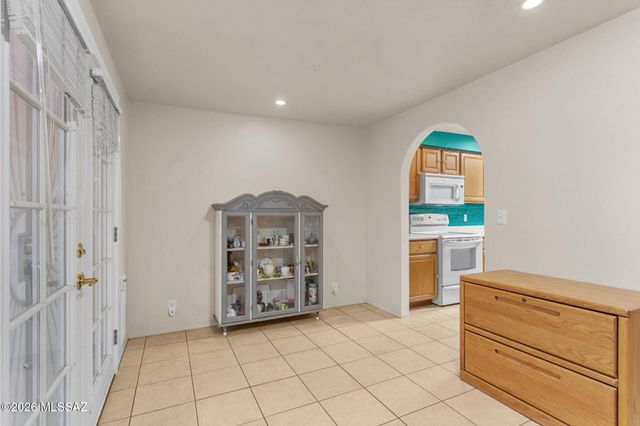 133 E Mountain Morning Drive, Oro Valley, AZ 85737