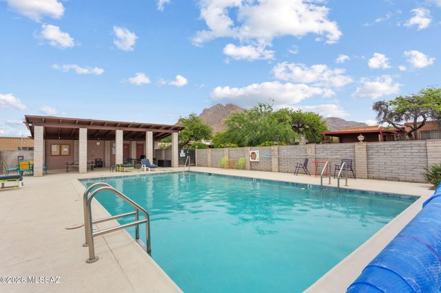 133 E Mountain Morning Drive, Oro Valley, AZ 85737