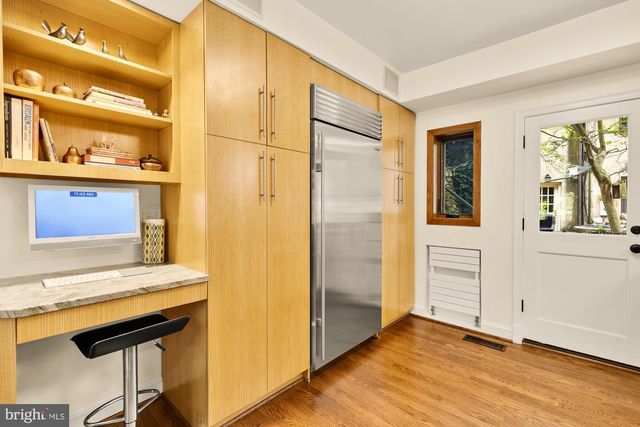 3111 CHAIN BRIDGE RD NW, Washington, DC 20016