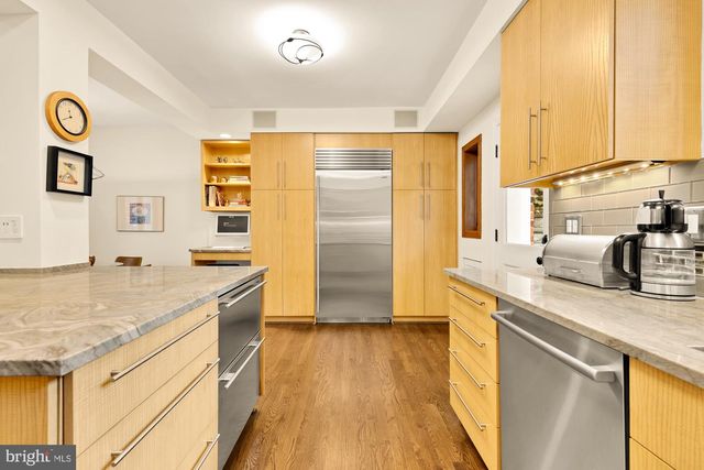 3111 CHAIN BRIDGE RD NW, Washington, DC 20016