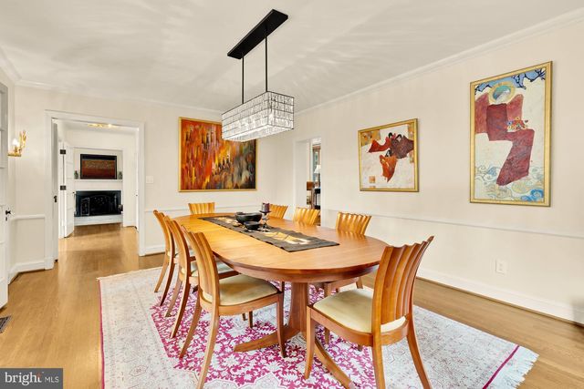 3111 CHAIN BRIDGE RD NW, Washington, DC 20016