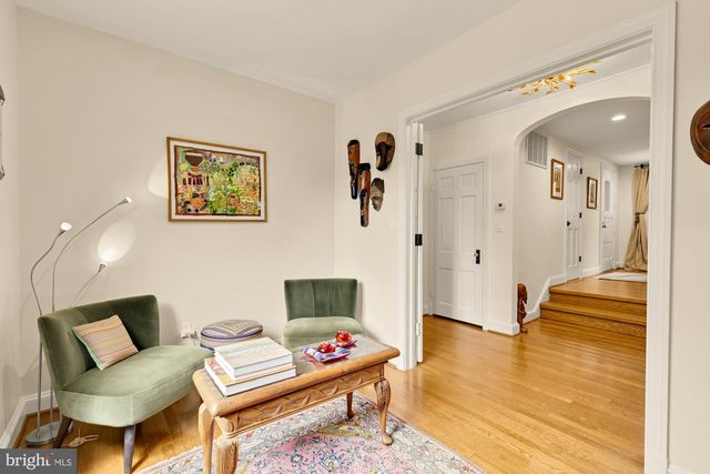 3111 CHAIN BRIDGE RD NW, Washington, DC 20016