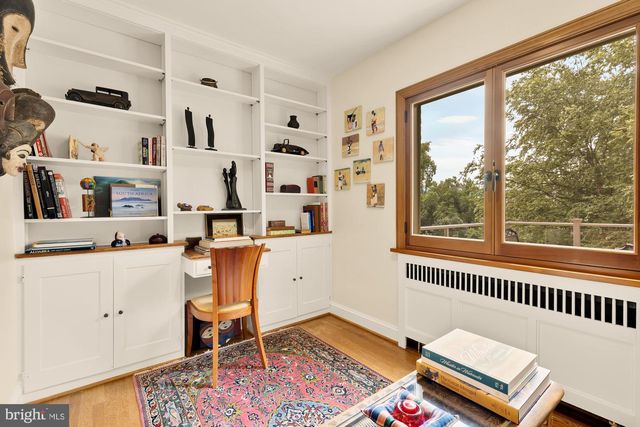 3111 CHAIN BRIDGE RD NW, Washington, DC 20016