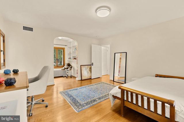 3111 CHAIN BRIDGE RD NW, Washington, DC 20016