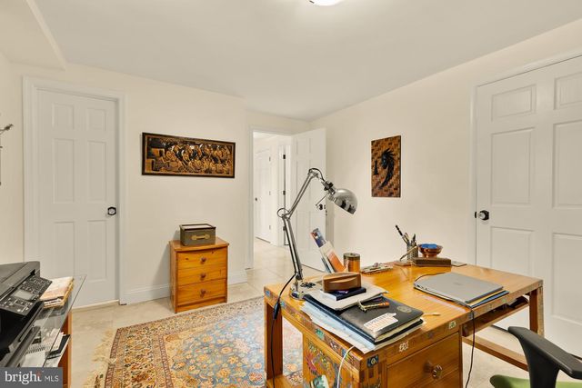 3111 CHAIN BRIDGE RD NW, Washington, DC 20016