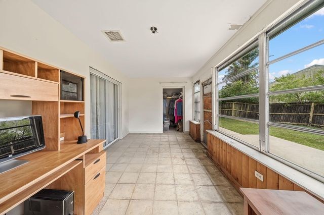 119 Lakeside Circle, Jupiter, FL 33458