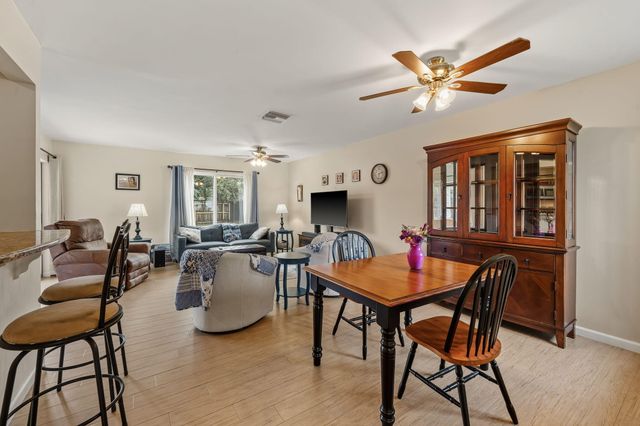 119 Lakeside Circle, Jupiter, FL 33458