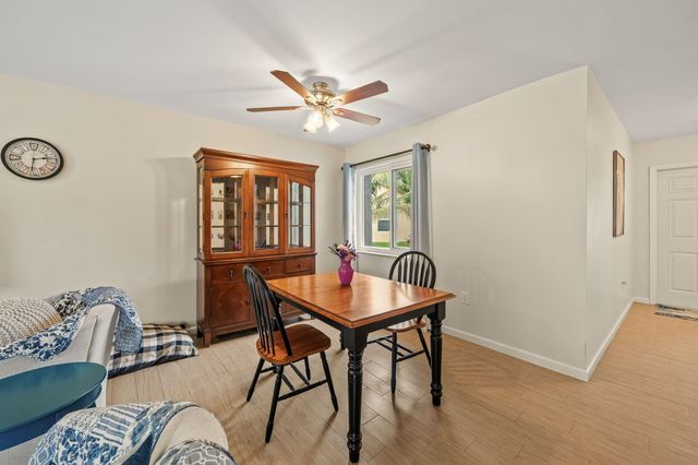 119 Lakeside Circle, Jupiter, FL 33458