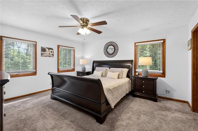 208 Nacoochee Drive, Woodstock, GA 30188