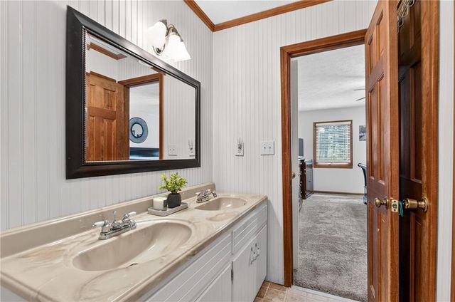 208 Nacoochee Drive, Woodstock, GA 30188