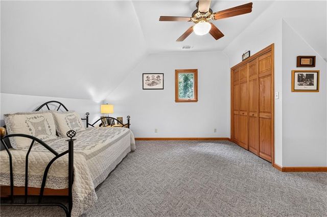 208 Nacoochee Drive, Woodstock, GA 30188