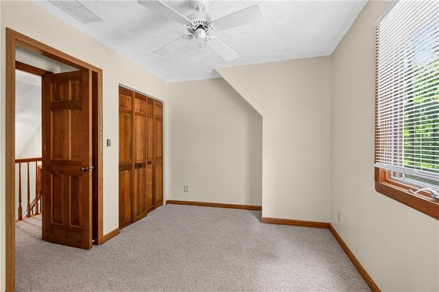 208 Nacoochee Drive, Woodstock, GA 30188