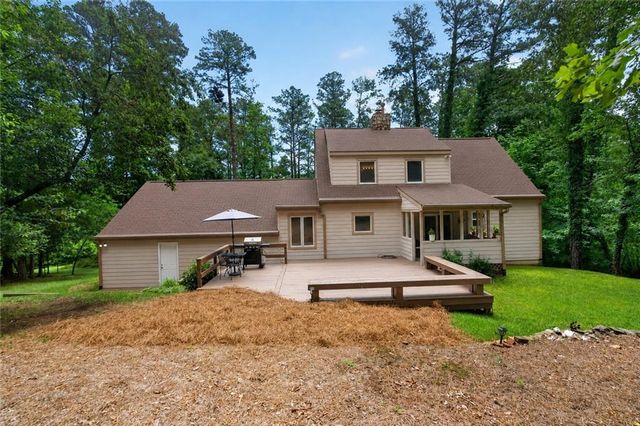 208 Nacoochee Drive, Woodstock, GA 30188