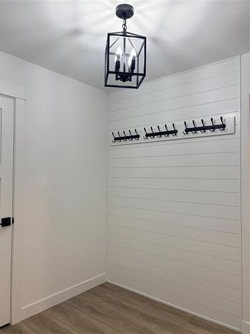 9217 24th Avenue, Eau Claire, WI 54703