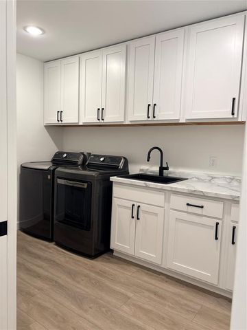 9217 24th Avenue, Eau Claire, WI 54703