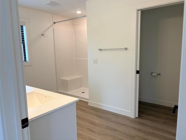 9217 24th Avenue, Eau Claire, WI 54703