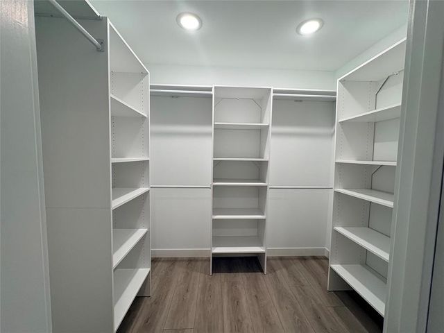 9217 24th Avenue, Eau Claire, WI 54703