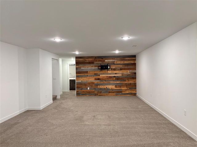 9217 24th Avenue, Eau Claire, WI 54703