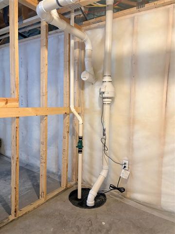 9217 24th Avenue, Eau Claire, WI 54703