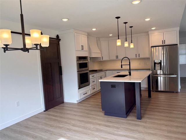 9217 24th Avenue, Eau Claire, WI 54703