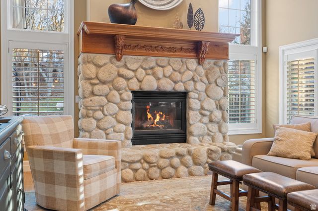 8266 S CREEK HOLLOW CV, Cottonwood Heights, UT 84093