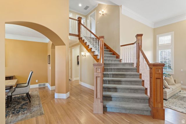 8266 S CREEK HOLLOW CV, Cottonwood Heights, UT 84093